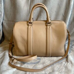 25. Auxiliary Leather Carry-All